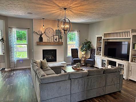 5670 W Longridge Drive Seven Hills OH 44131