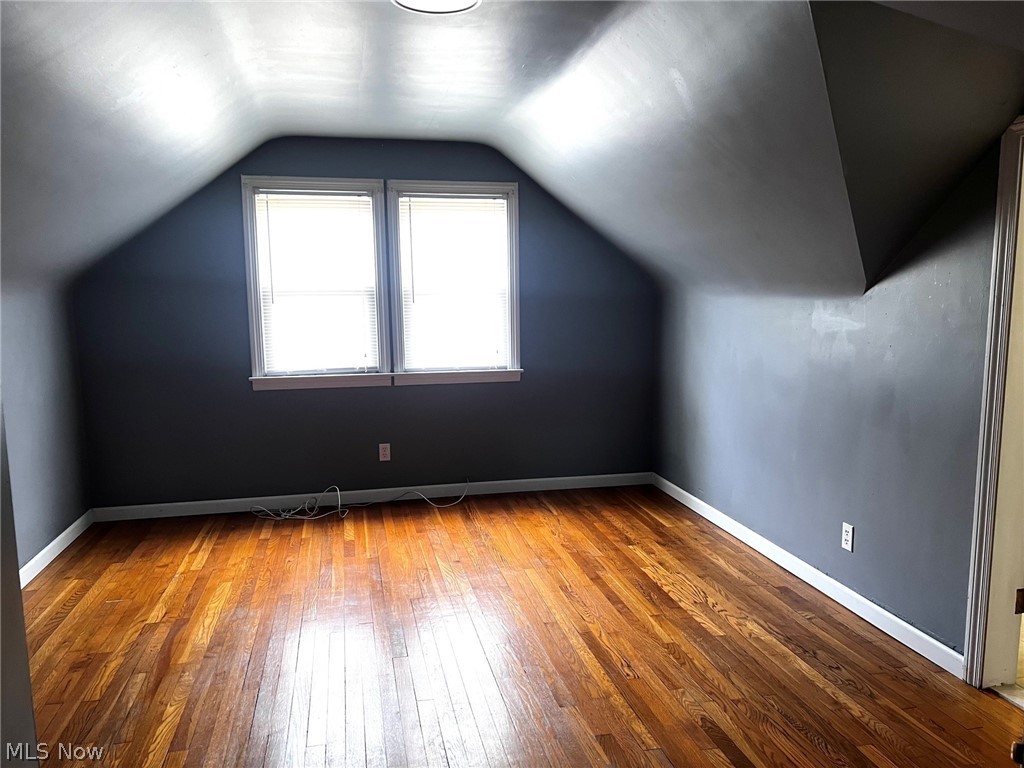 1798 Maplewood Warren OH 44483
