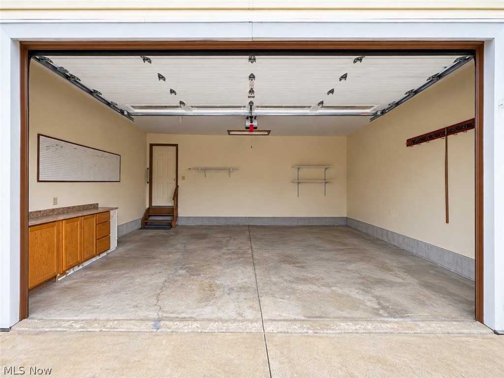 5865 W Breezeway Drive North Ridgeville OH 44039