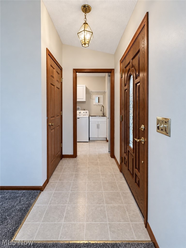 5865 W Breezeway Drive North Ridgeville OH 44039