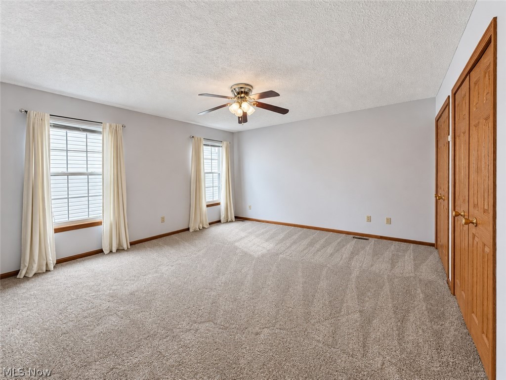 5865 W Breezeway Drive North Ridgeville OH 44039
