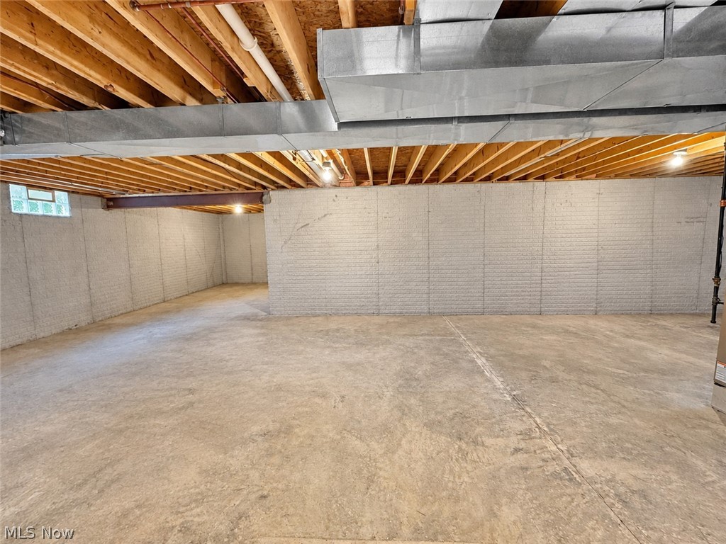 5865 W Breezeway Drive North Ridgeville OH 44039