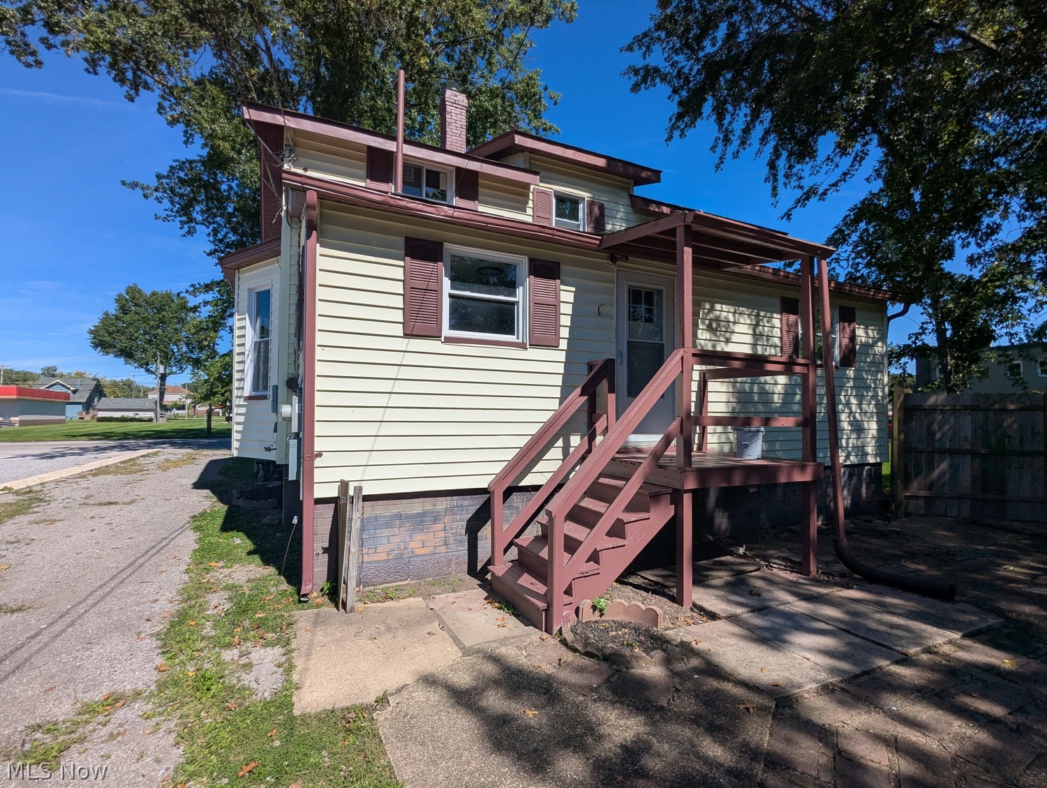 236 E Ohio Avenue Sebring OH 44672