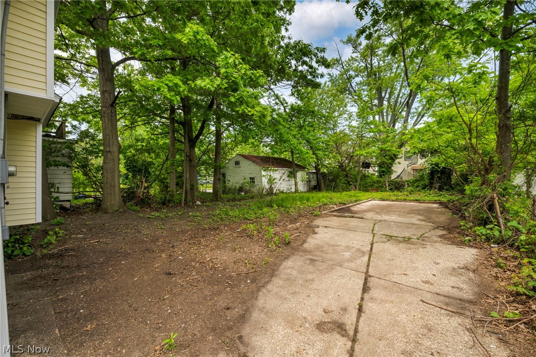 13605 Argus Avenue Cleveland OH 44110