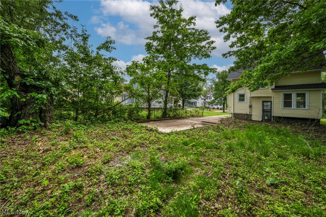 13605 Argus Avenue Cleveland OH 44110