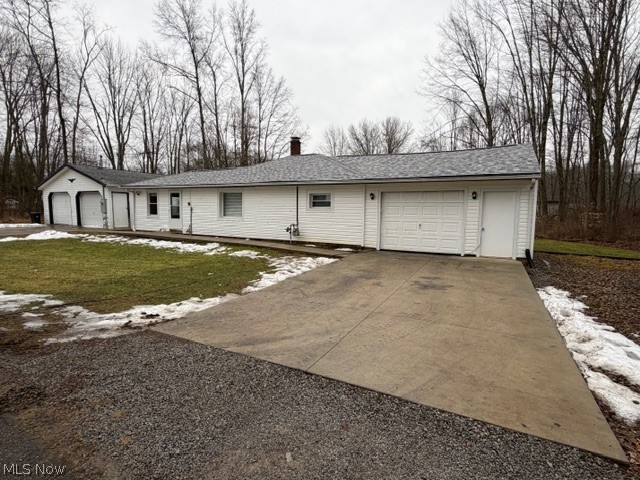 17911 Davis Road Lake Milton OH 44429