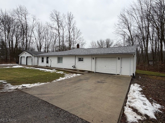 17911 Davis Road Lake Milton OH 44429