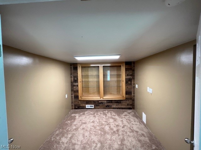 17911 Davis Road Lake Milton OH 44429