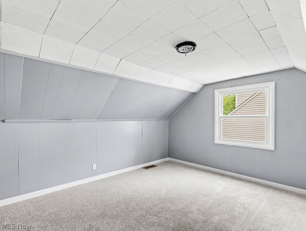 2069 Bailey Road Cuyahoga Falls OH 44221