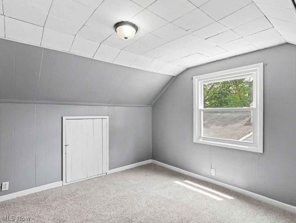2069 Bailey Road Cuyahoga Falls OH 44221