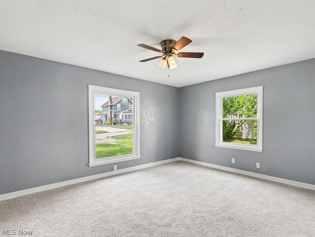 2069 Bailey Road Cuyahoga Falls OH 44221