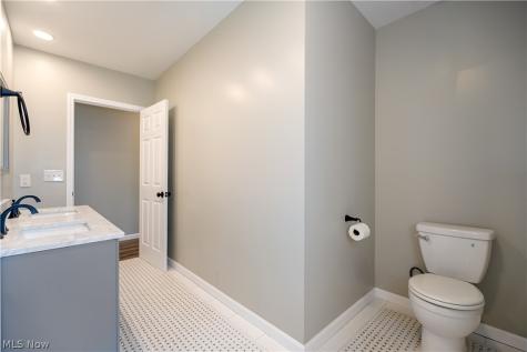 3184 Conlin Drive Akron OH 44319