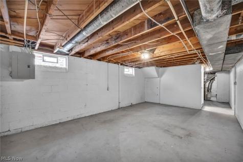 5259 E 135th Street Garfield Heights OH 44125