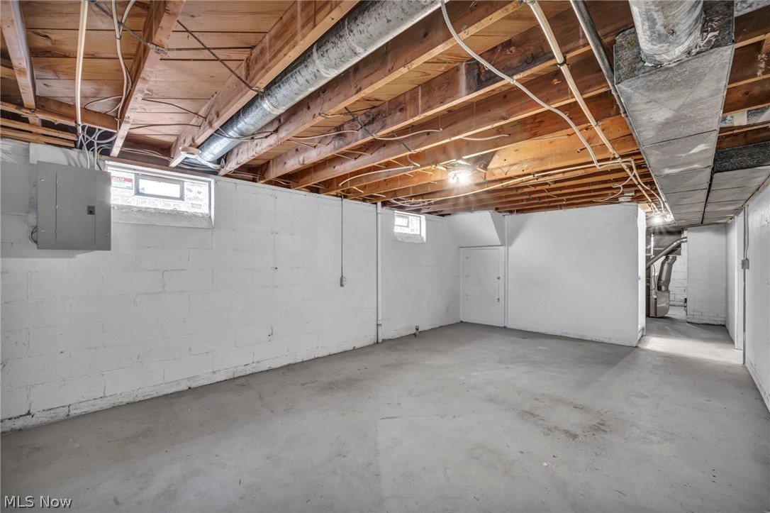 5259 E 135th Street Garfield Heights OH 44125