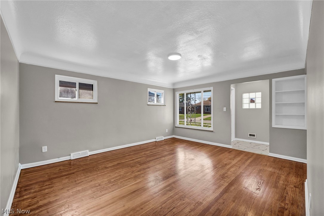 5259 E 135th Street Garfield Heights OH 44125