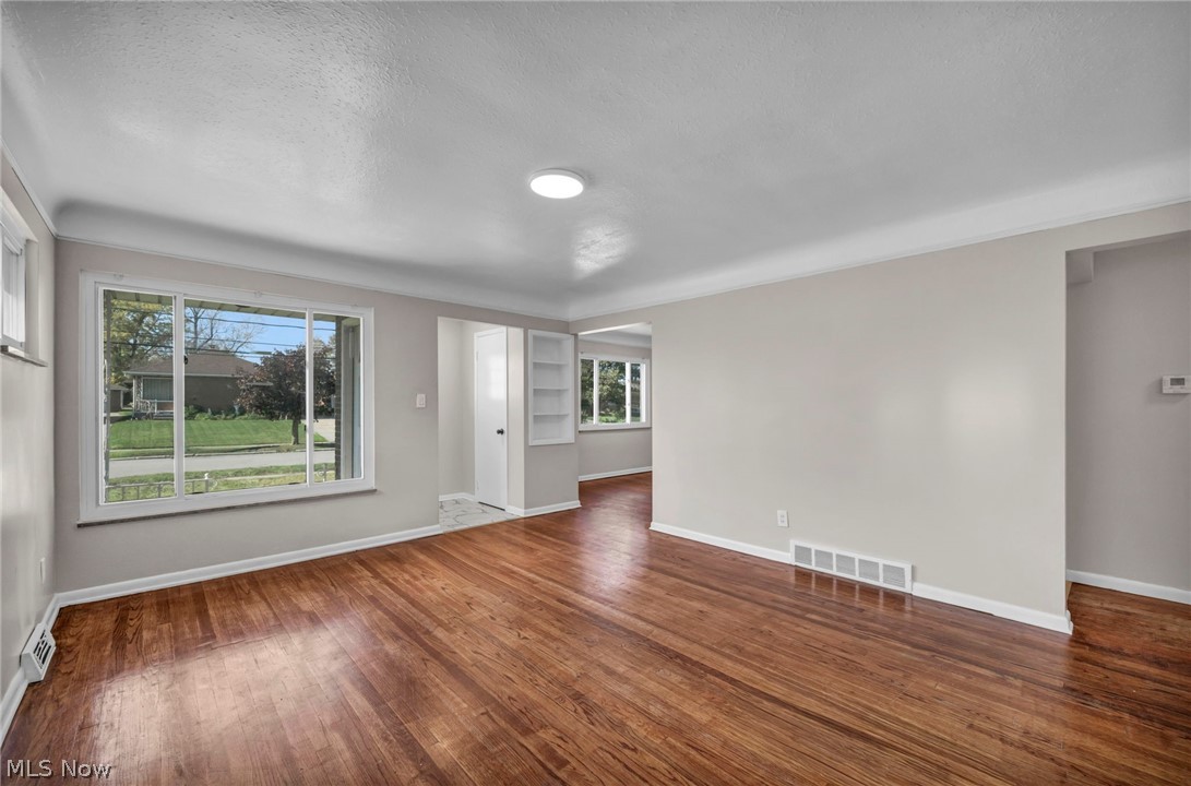 5259 E 135th Street Garfield Heights OH 44125