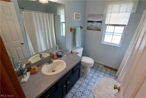 534 Twilight Trail Chippewa Lake OH 44215