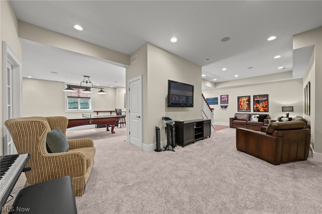 7582 Worlington Drive Solon OH 44139