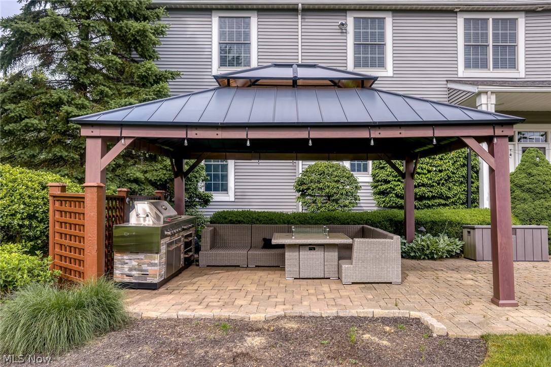 7582 Worlington Drive Solon OH 44139