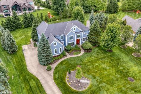7582 Worlington Drive Solon OH 44139