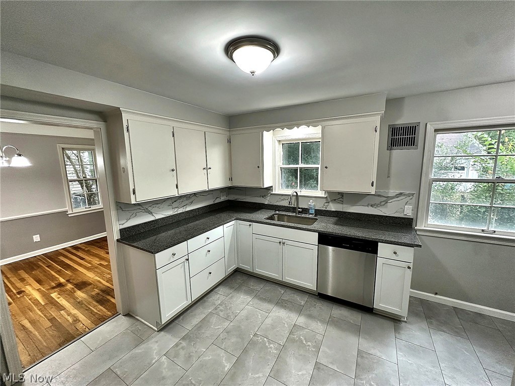 3674 Monticello Boulevard Cleveland Heights OH 44121