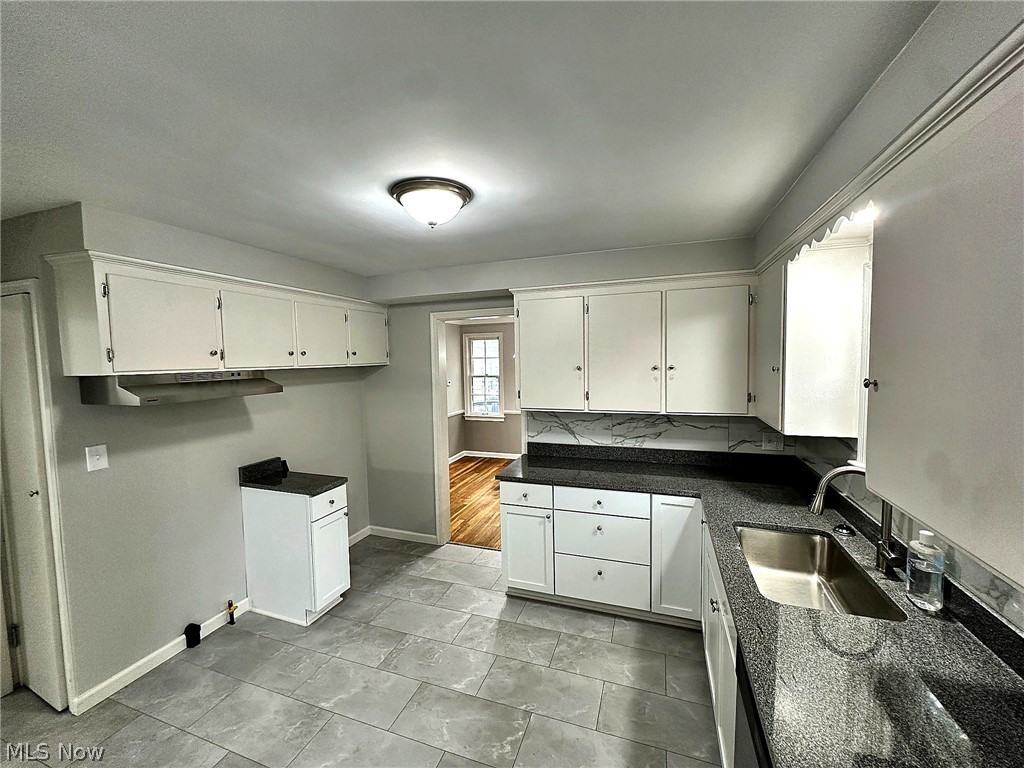 3674 Monticello Boulevard Cleveland Heights OH 44121