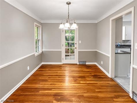3674 Monticello Boulevard Cleveland Heights OH 44121