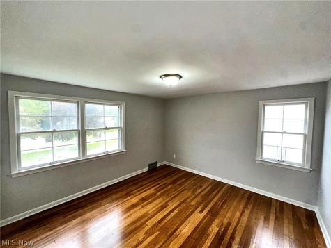 3674 Monticello Boulevard Cleveland Heights OH 44121