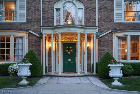 48 S Wheaton Road Akron OH 44313