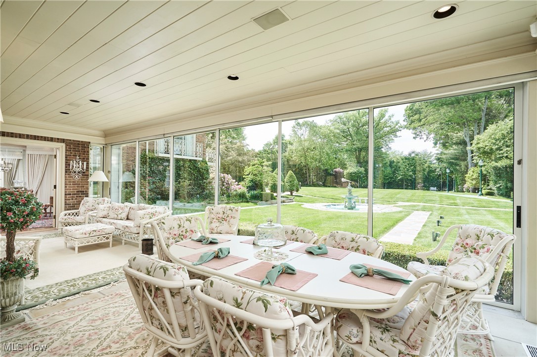 48 S Wheaton Road Akron OH 44313