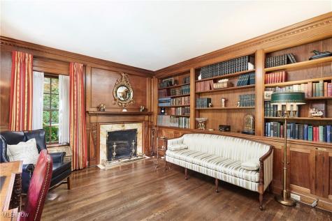48 S Wheaton Road Akron OH 44313
