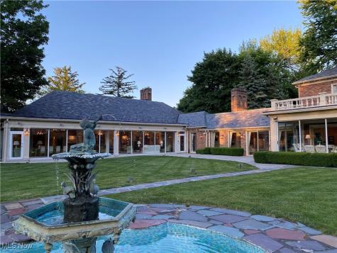 48 S Wheaton Road Akron OH 44313
