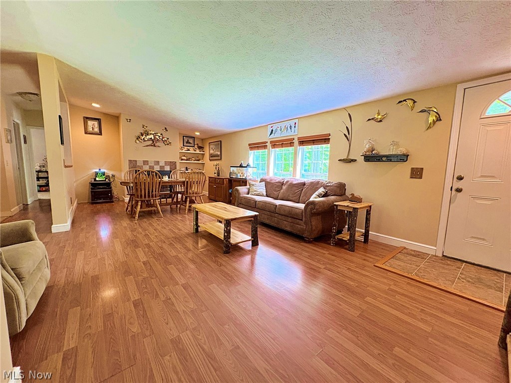 4233 County Line Road Diamond OH 44412