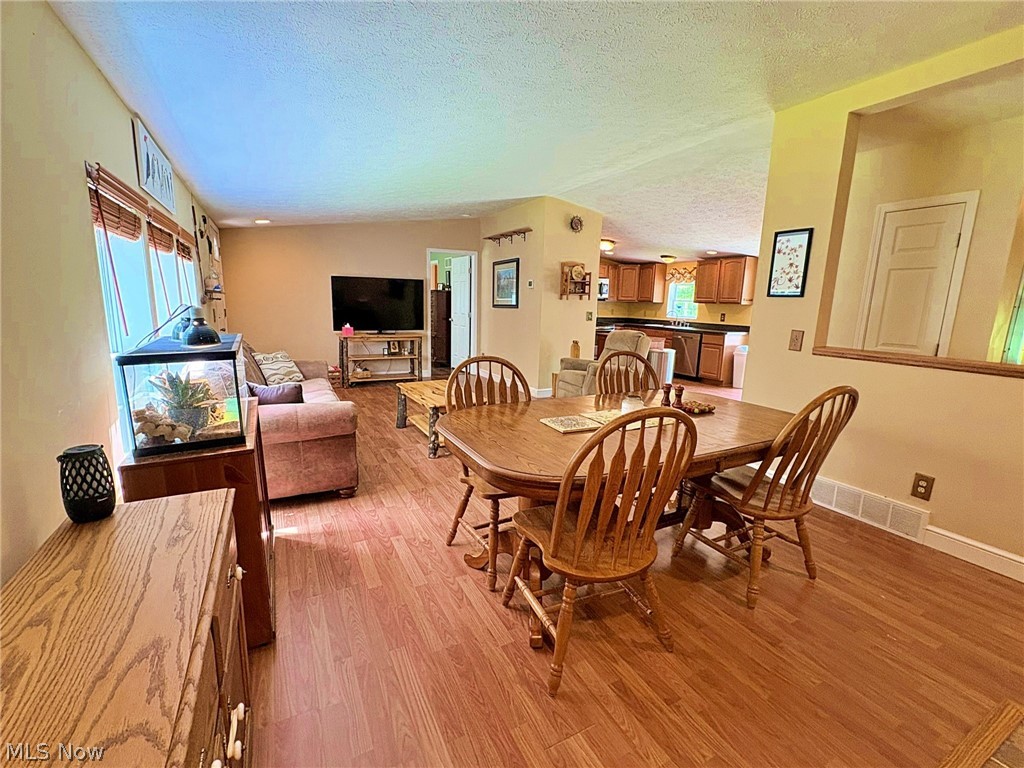 4233 County Line Road Diamond OH 44412