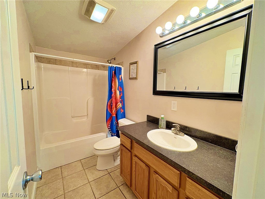 4233 County Line Road Diamond OH 44412