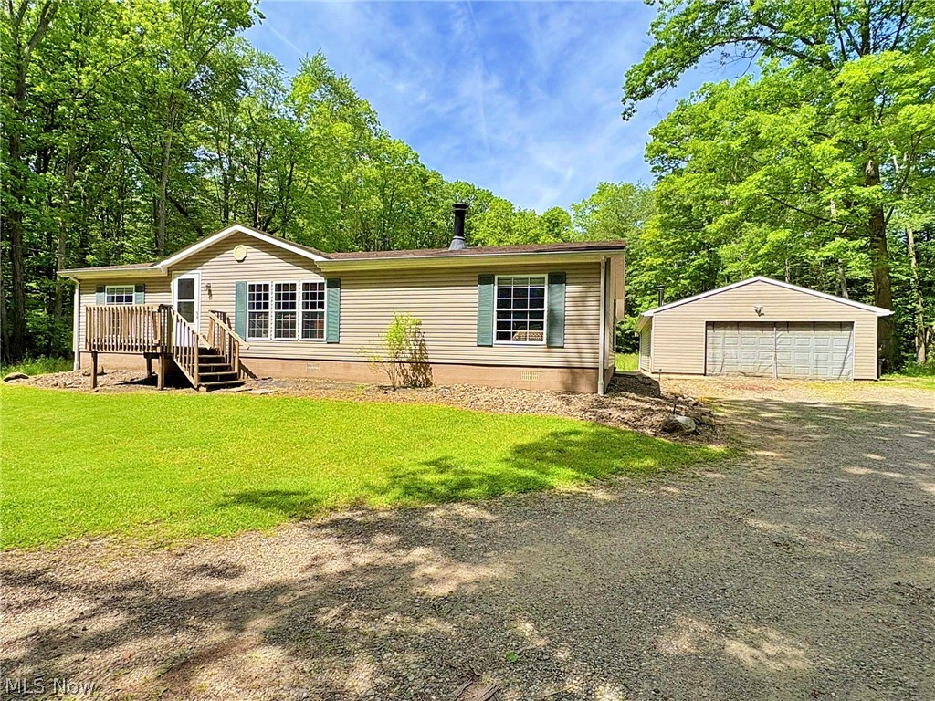 4233 County Line Road Diamond OH 44412