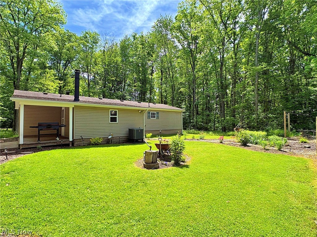 4233 County Line Road Diamond OH 44412