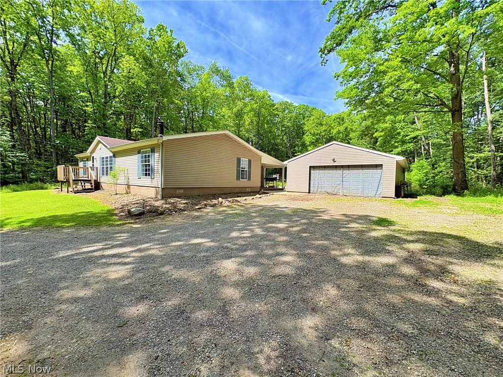 4233 County Line Road Diamond OH 44412