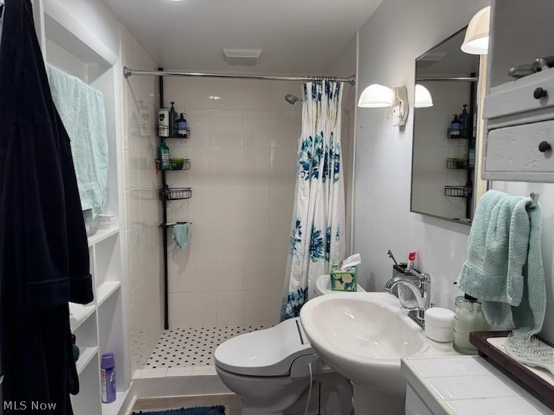 902 Highland Boulevard Coshocton OH 43812