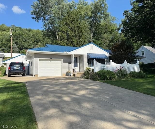 902 Highland Boulevard Coshocton OH 43812