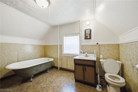 115 W 30th Street Lorain OH 44055