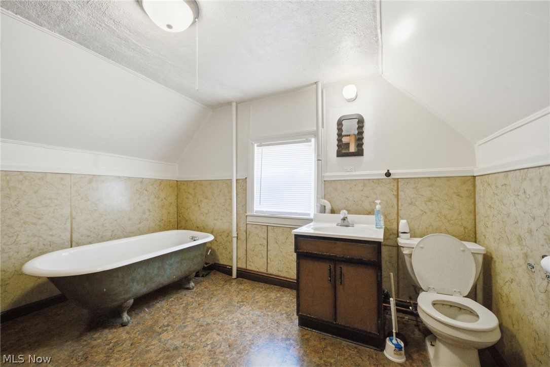 115 W 30th Street Lorain OH 44055