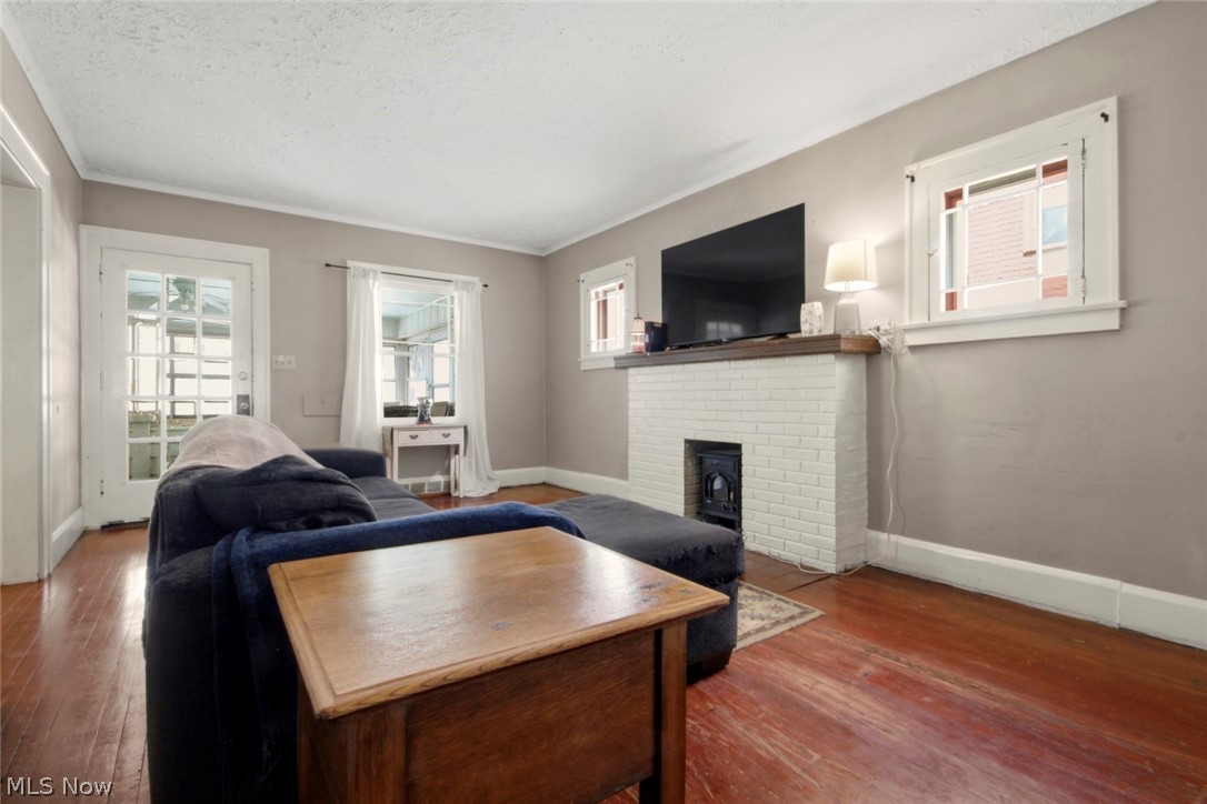 32 Como Street Struthers OH 44471