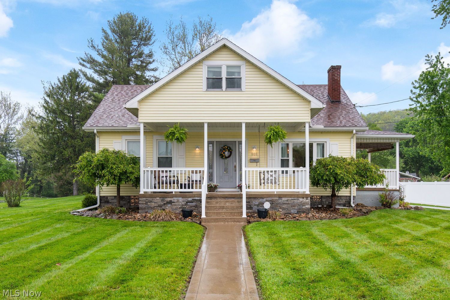 501 E 12th Street Uhrichsville OH 44683