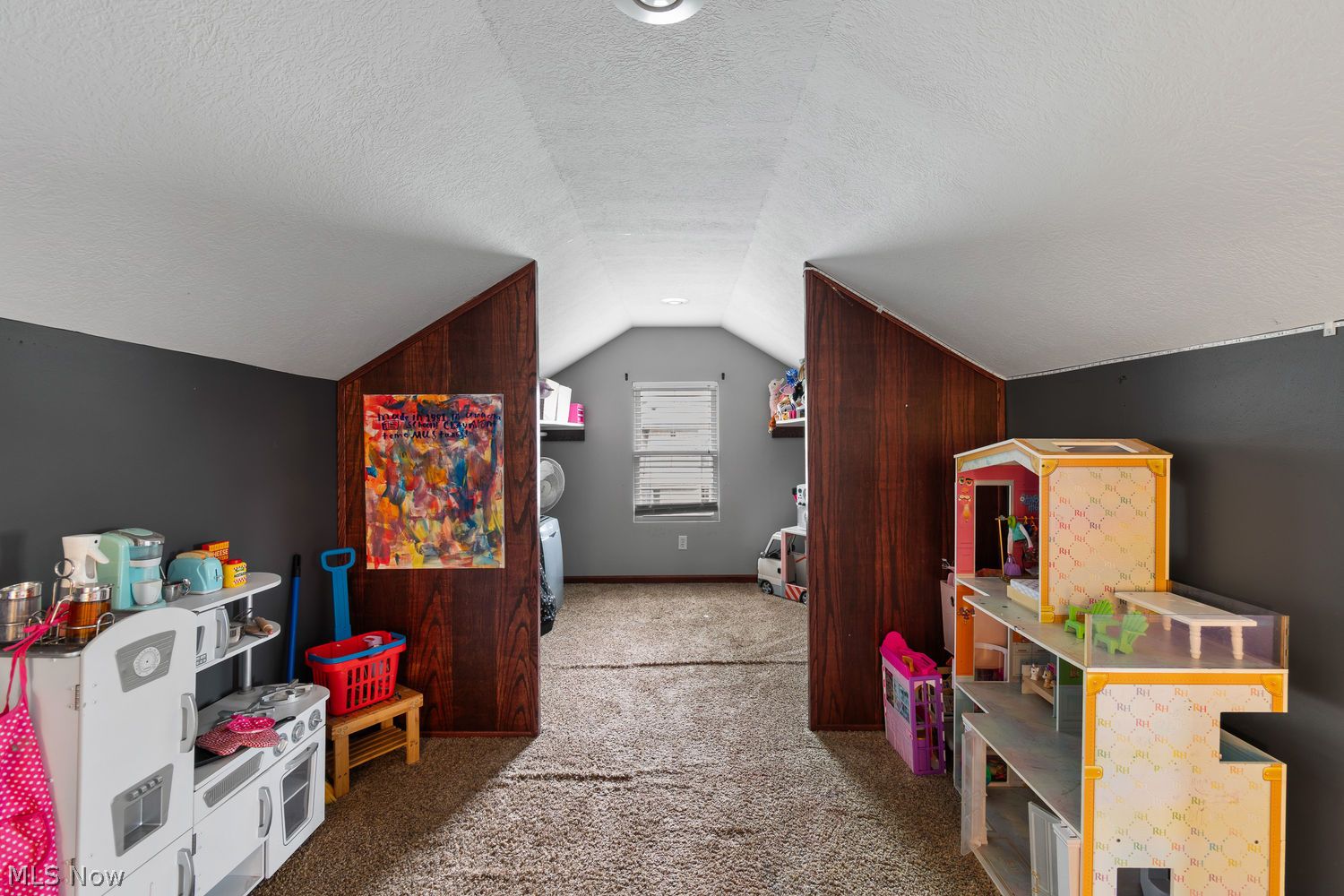 501 E 12th Street Uhrichsville OH 44683