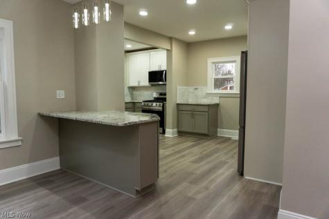 3970 Monticello Boulevard Cleveland Heights OH 44121