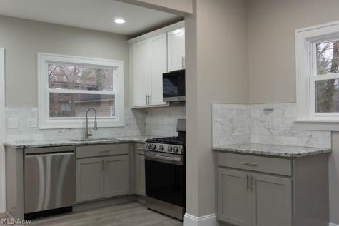 3970 Monticello Boulevard Cleveland Heights OH 44121