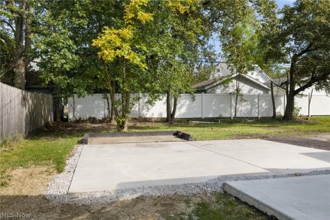 617 Moreley Avenue Akron OH 44320