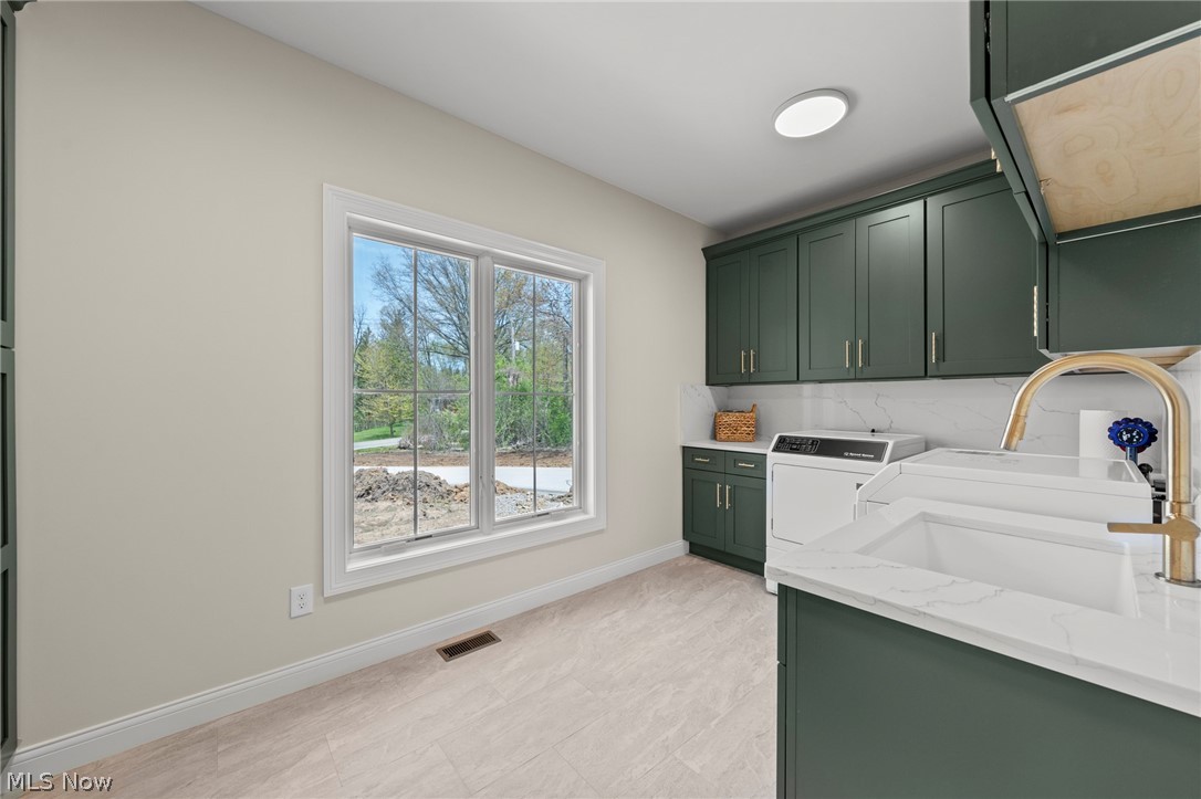 5084 Neptune Oval Solon OH 44139