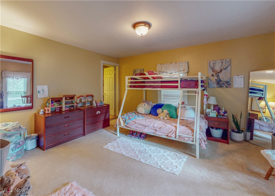 5696 Steubenville Road SE Amsterdam OH 43903